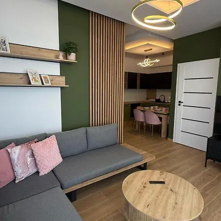 Apartment Debowe Wzgorze Ii Zlotow (Greater Poland)