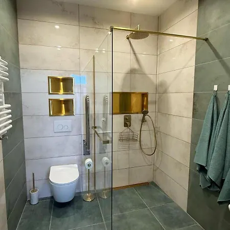 Debowe Wzgorze Ii Apartment Zlotow (Greater Poland)